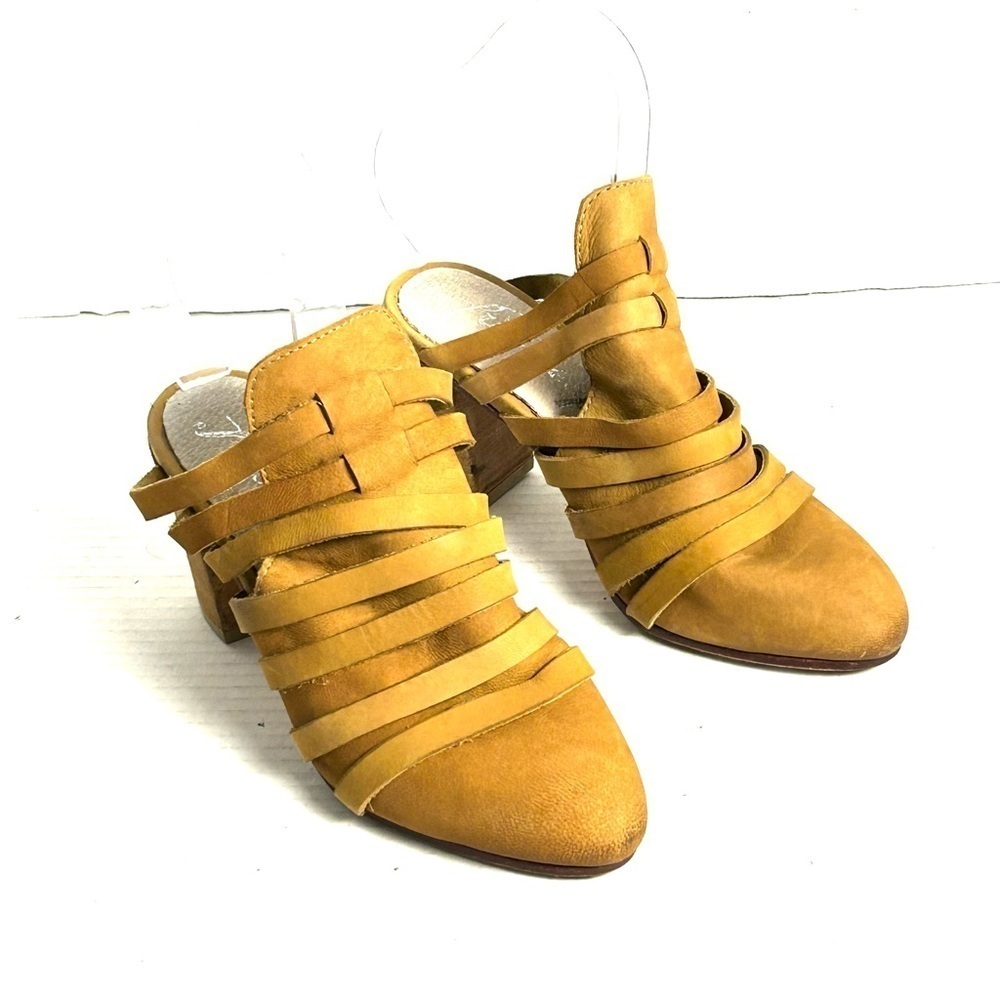Free People Byron Suede Mules Strappy Heeled Shoes Slide On Size 37 US 7